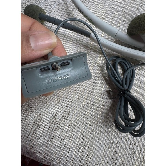 Vintage wired headset for Xbox 360 - Picture 7 of 9